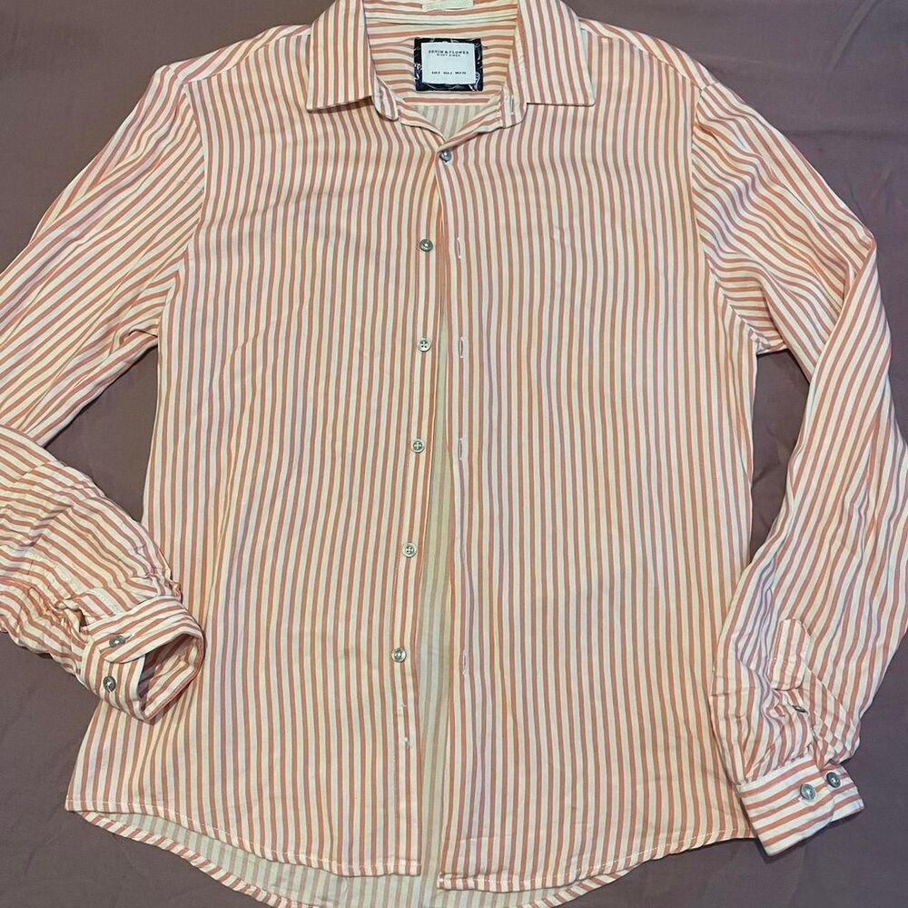 Denim & Flowers Women's White and Pink button-down shirt